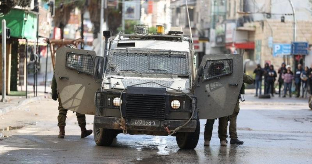عندما يعربد الاحتلال امام المقاطعة